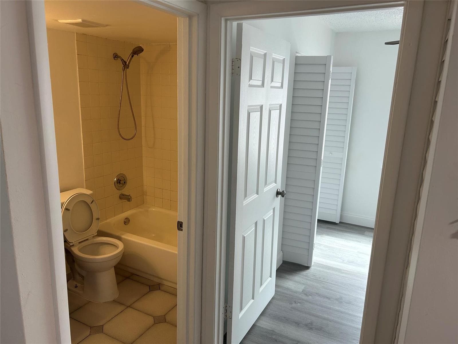 871 NE 207th Terrace # 102, Miami FL 33179 — 14