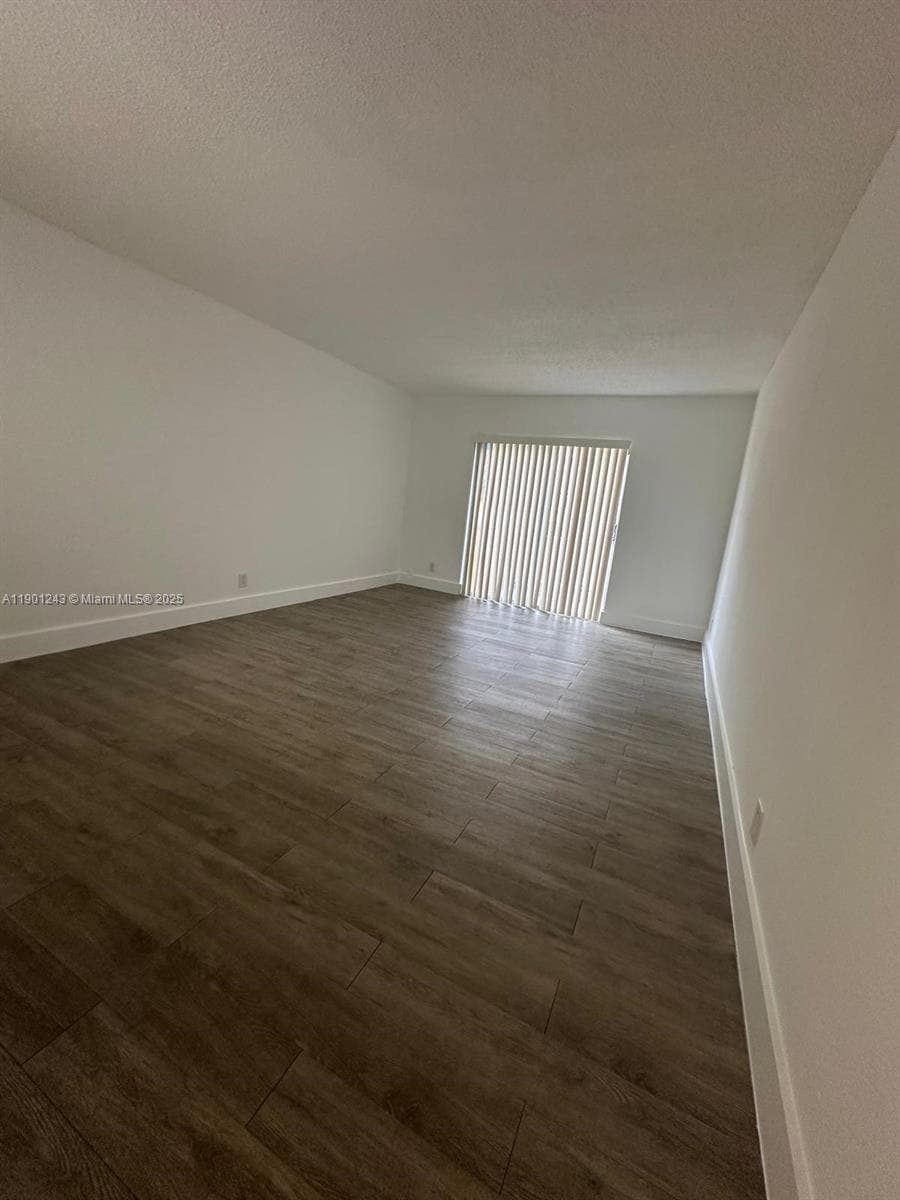 18101 NW 68th Ave # E210, Hialeah FL 33015 — 2