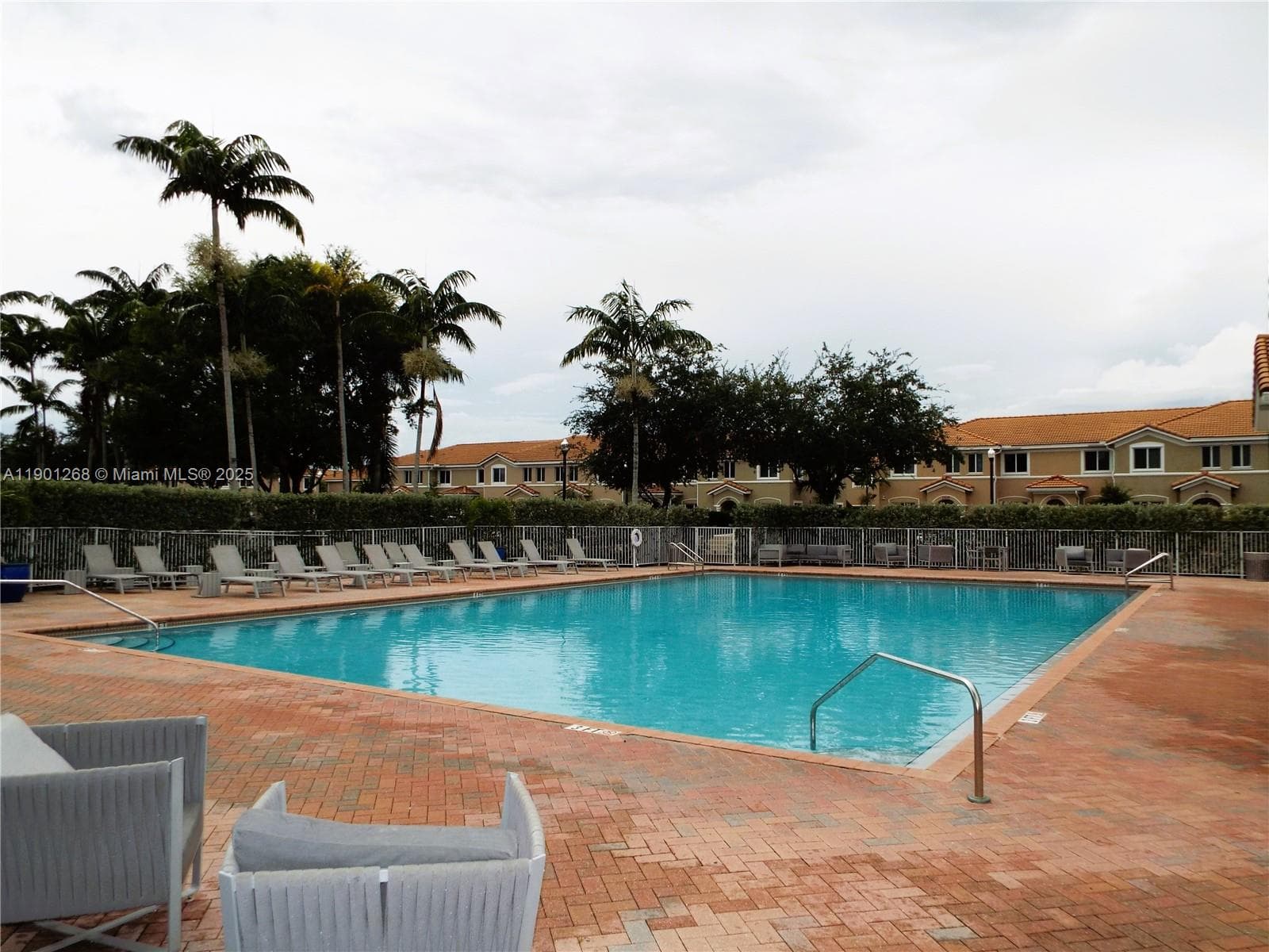 2363 SE 11th St, Homestead FL 33035 — 66