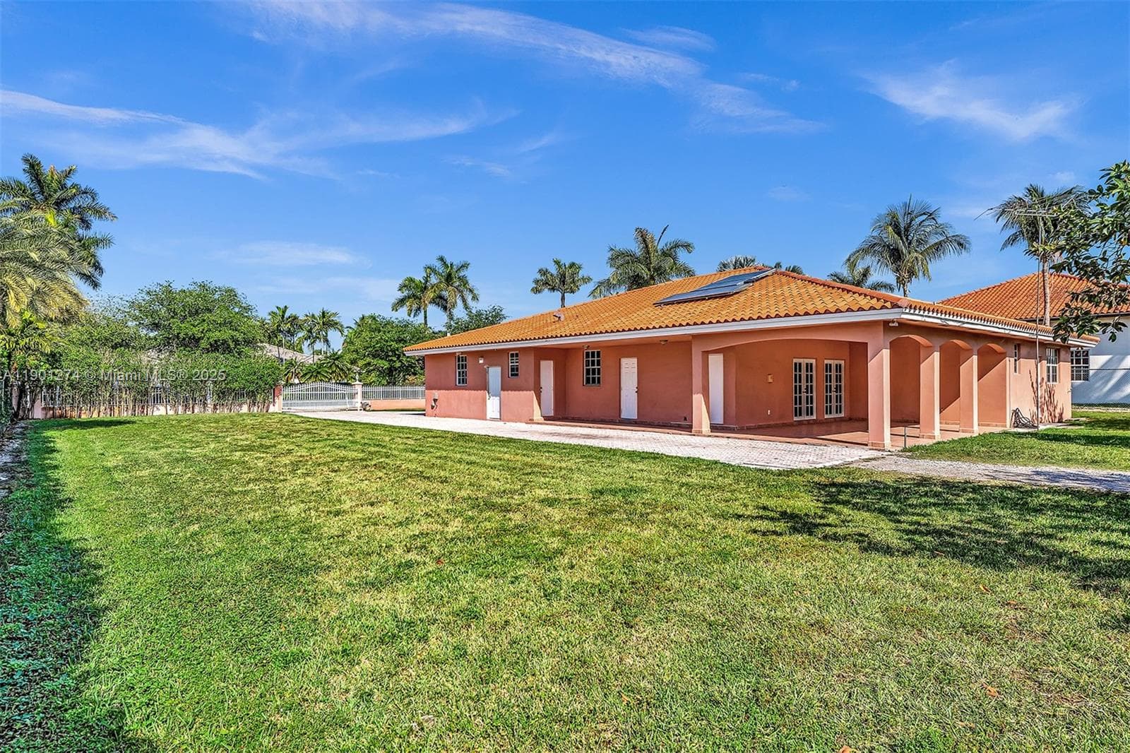 279 NW 119th Ave., Miami FL 33182 — 53