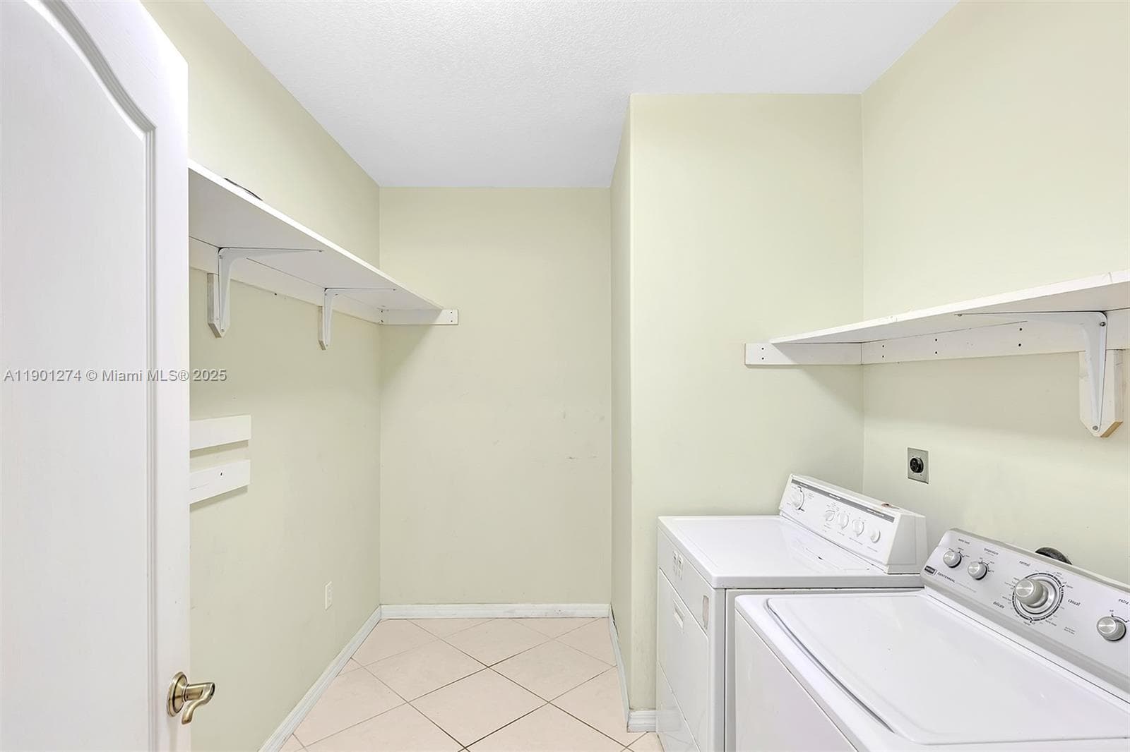 279 NW 119th Ave., Miami FL 33182 — 41