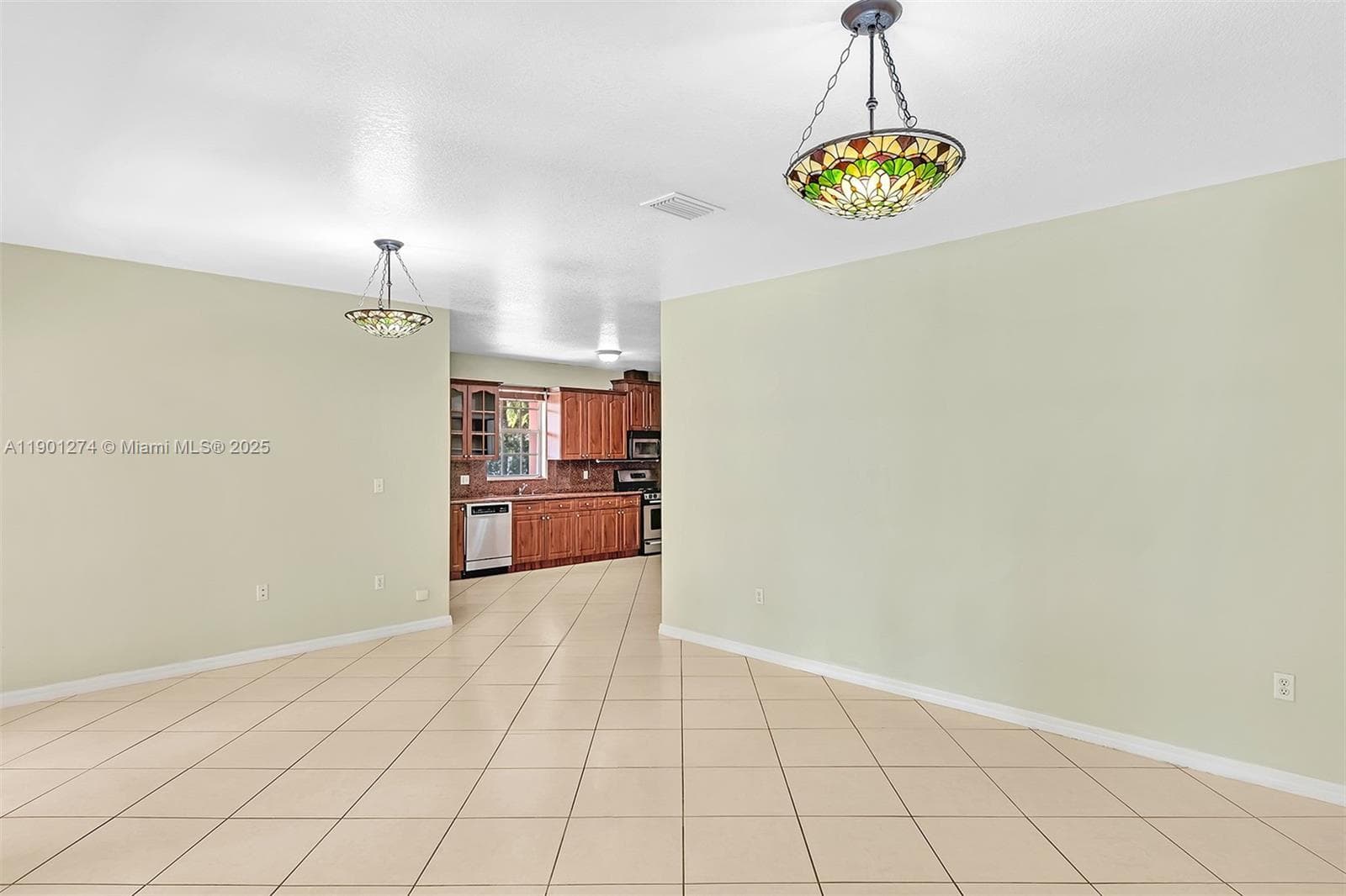 279 NW 119th Ave., Miami FL 33182 — 48
