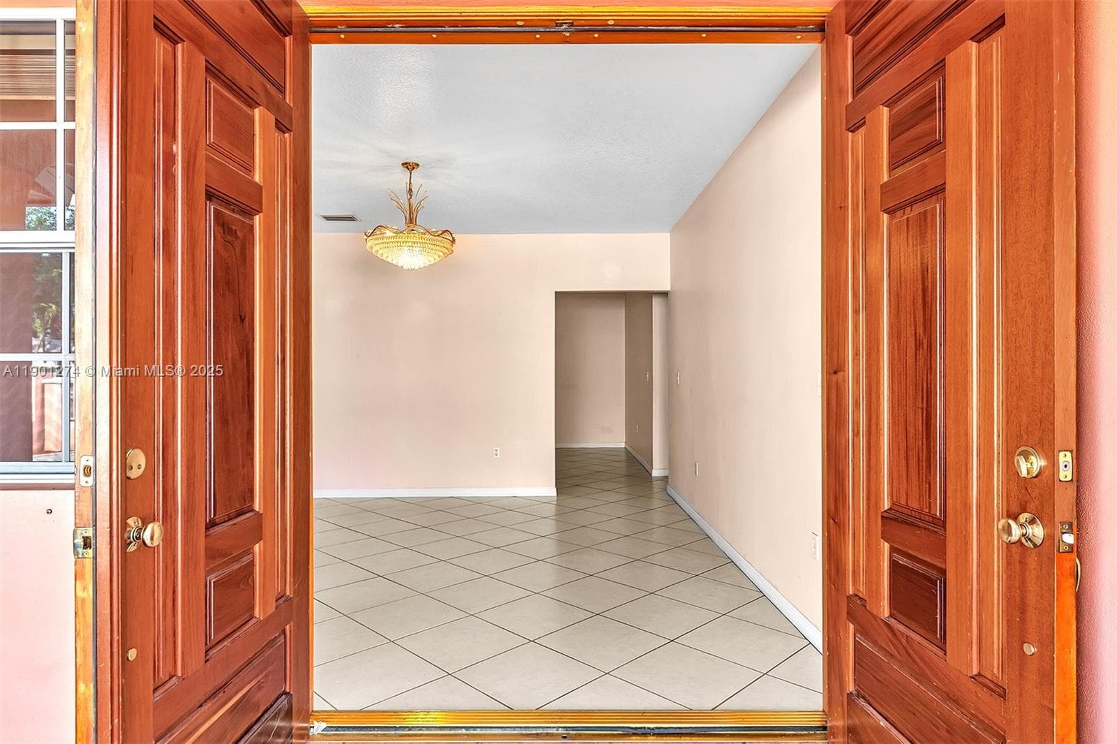 279 NW 119th Ave., Miami FL 33182 — 8
