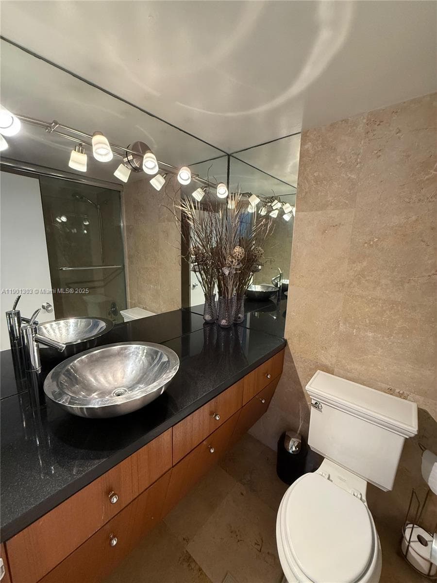 100 Lincoln Rd # 1111, Miami Beach FL 33139 — 13