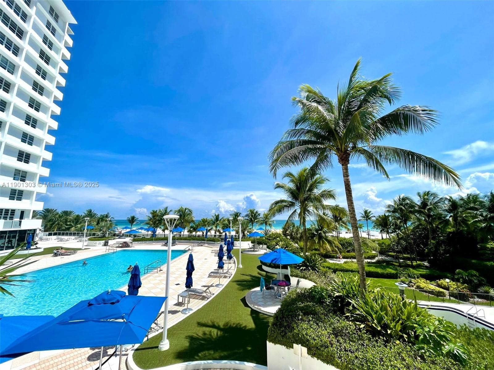 100 Lincoln Rd # 1111, Miami Beach FL 33139 — 26