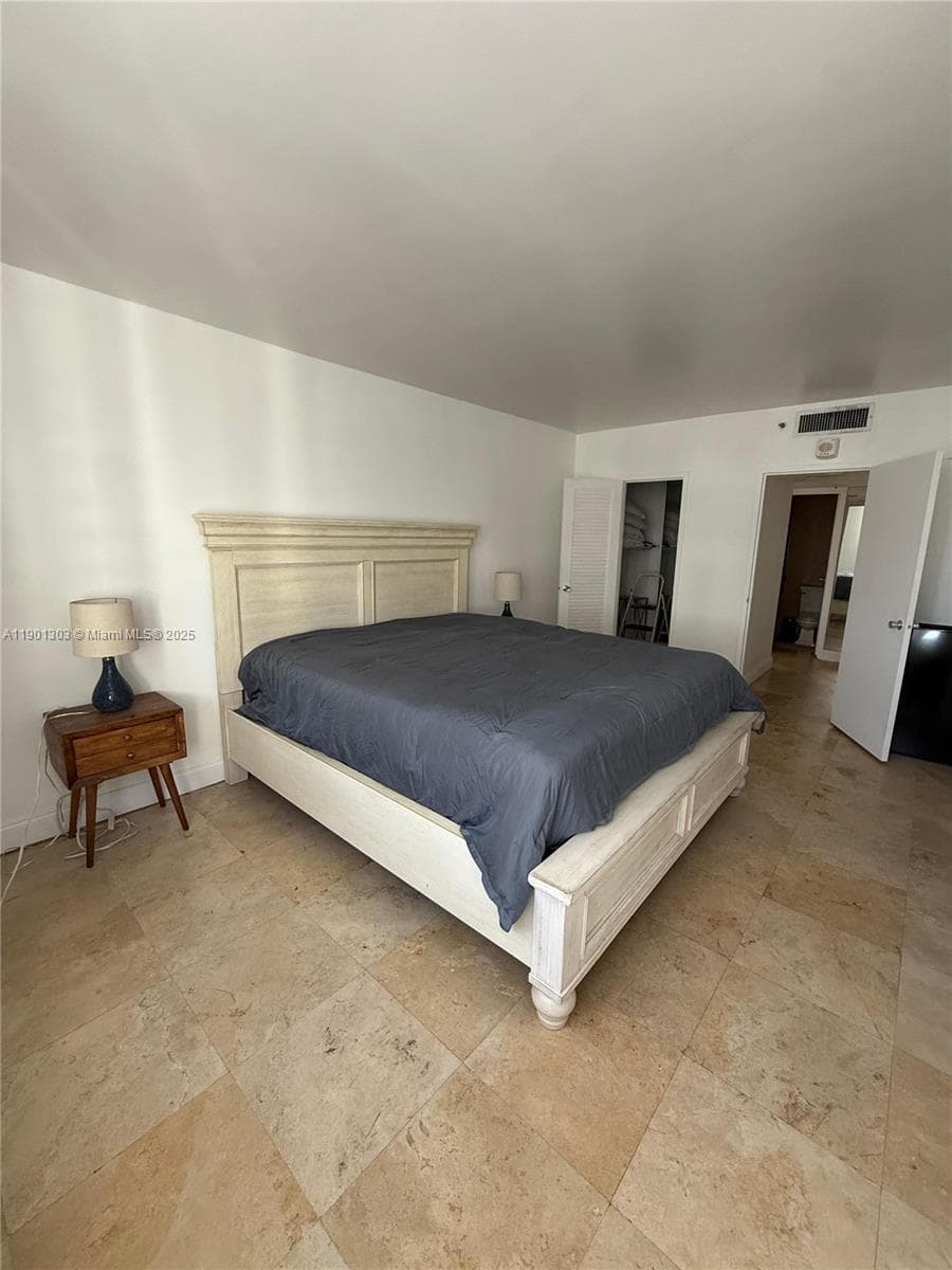 100 Lincoln Rd # 1111, Miami Beach FL 33139 — 7