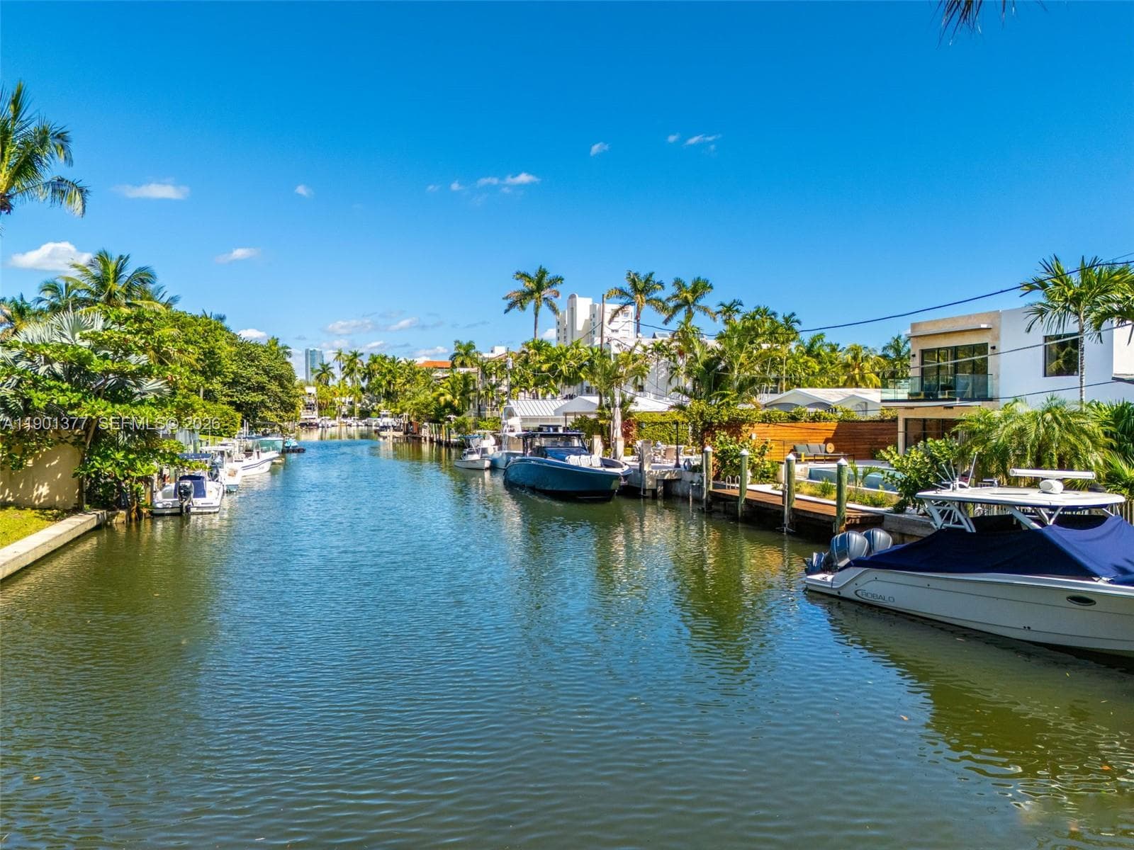 1815 Fairhaven Pl, Miami FL 33133 — 52