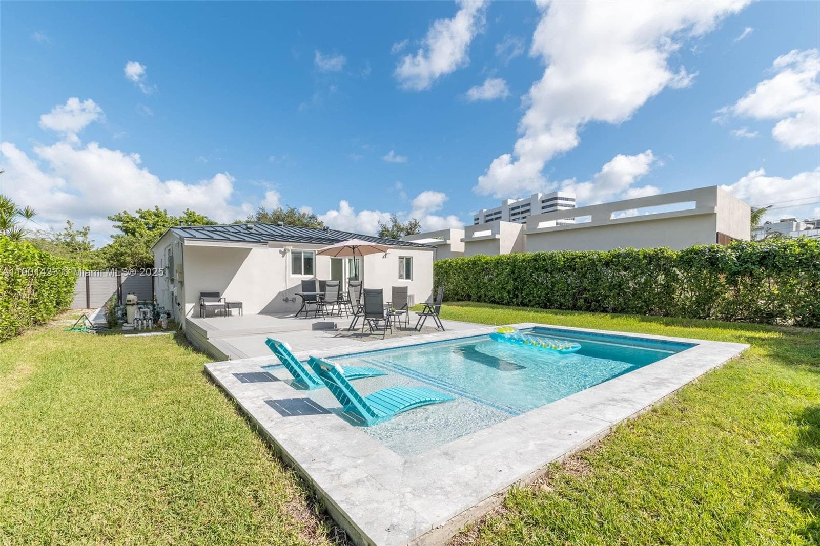 260 NE 46th St, Miami FL 33137 — 20
