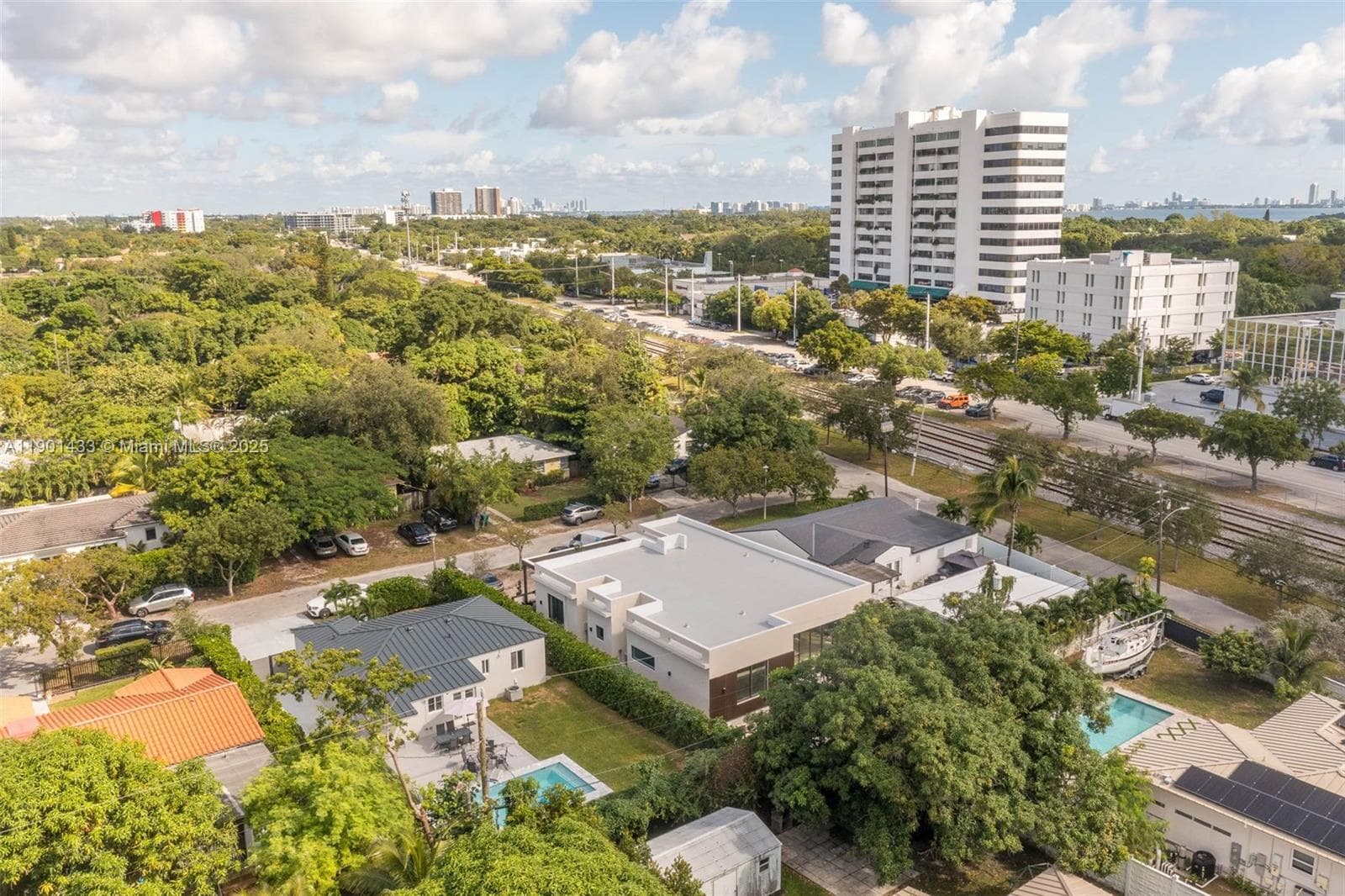 260 NE 46th St, Miami FL 33137 — 35