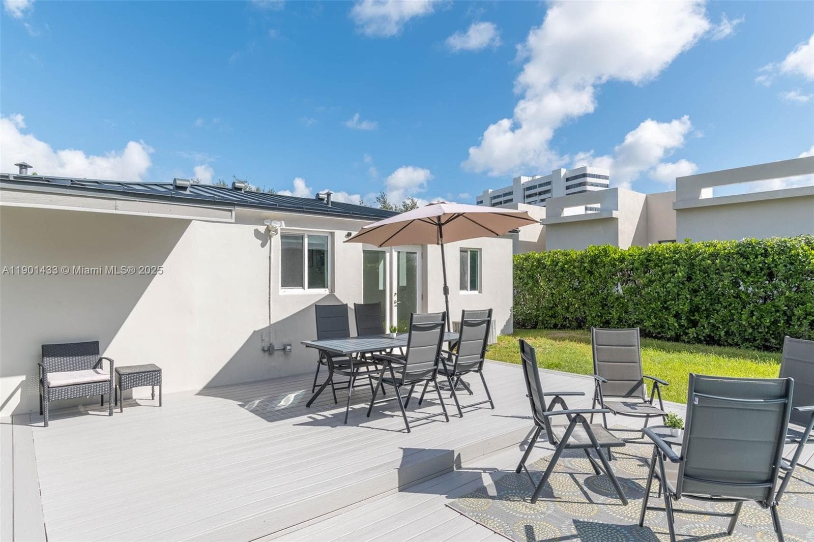 260 NE 46th St, Miami FL 33137 — 25