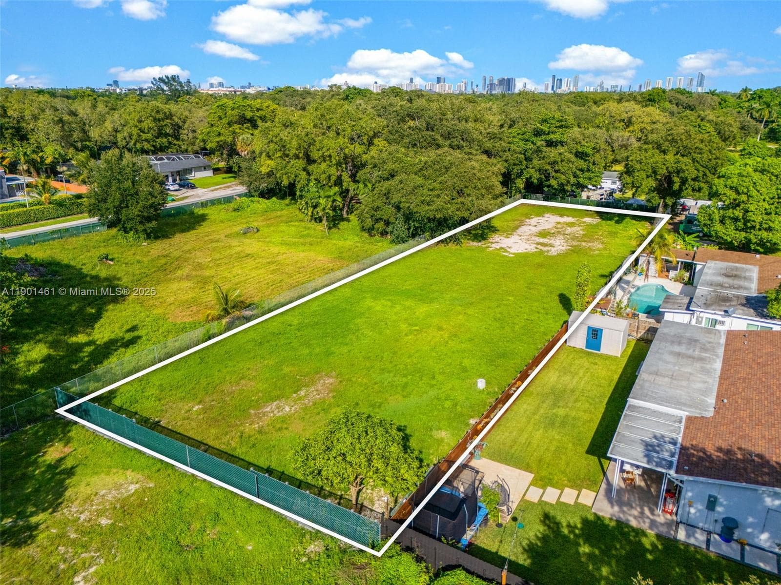 NE 8th Avenue NE 152nd Street, North Miami FL 33162 — 14
