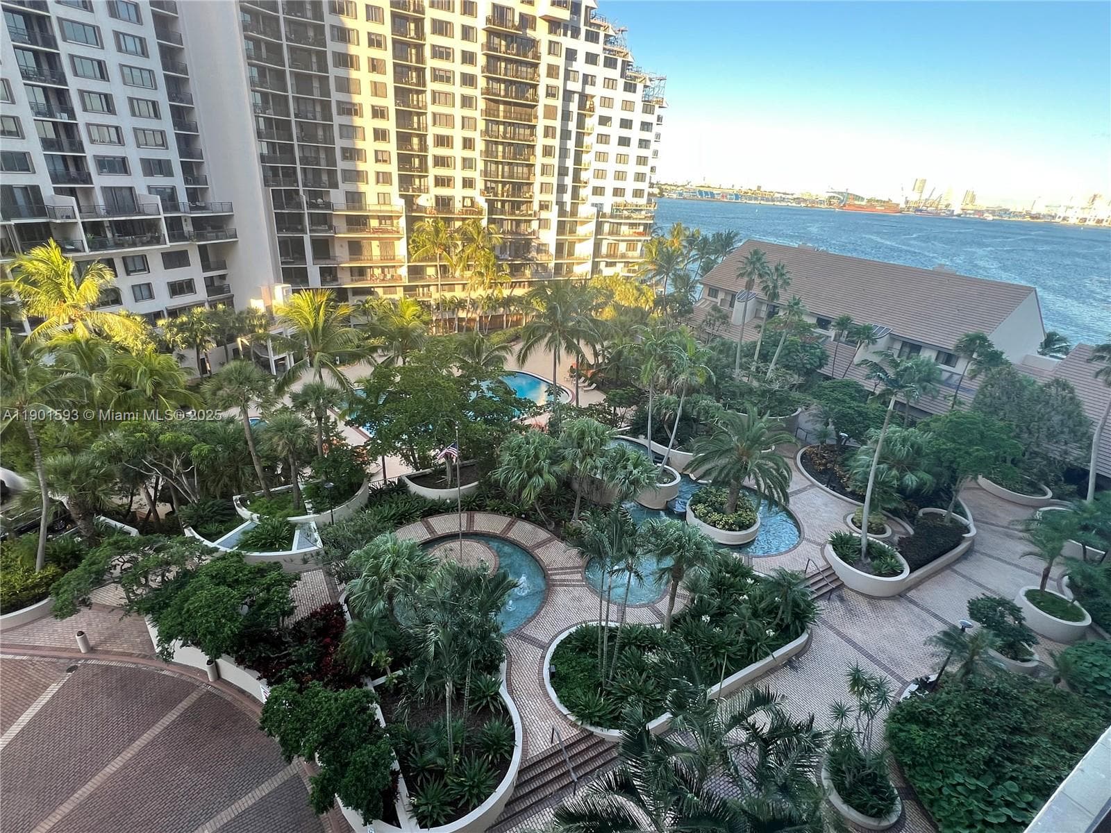 520 Brickell Key Dr # A900, Miami FL 33131 — 34