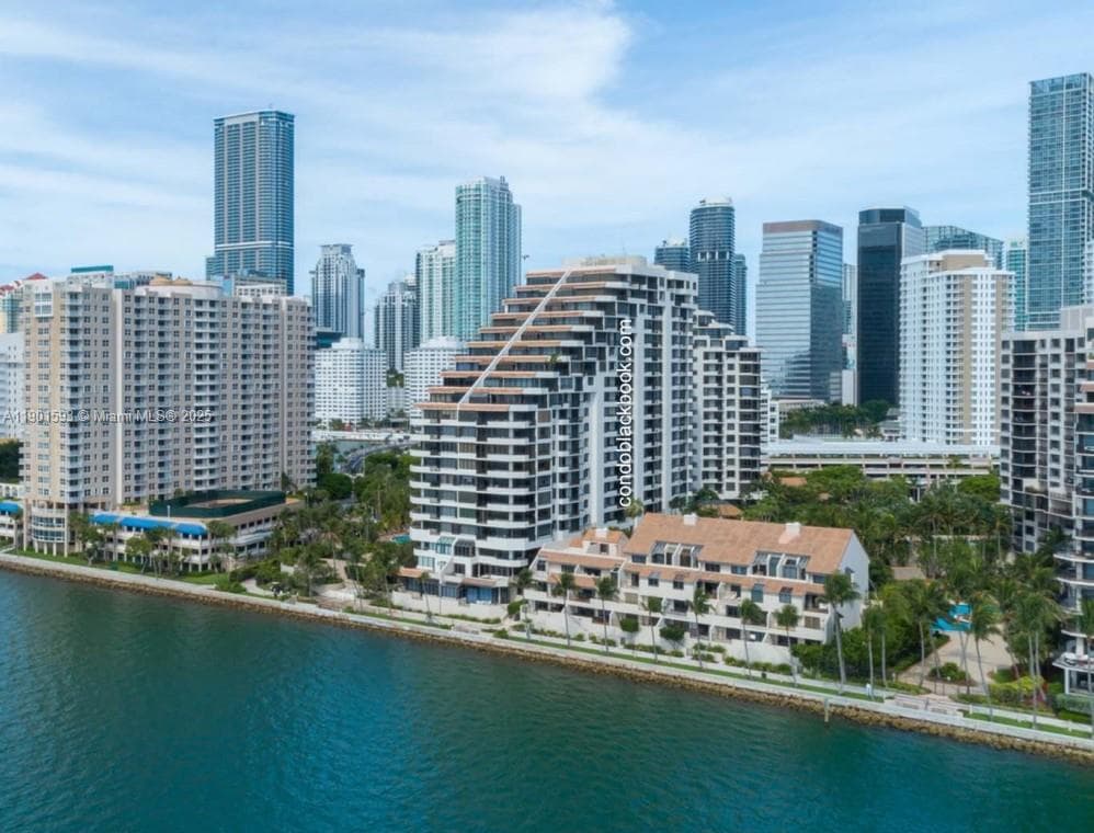 520 Brickell Key Dr # A900, Miami FL 33131 — 41