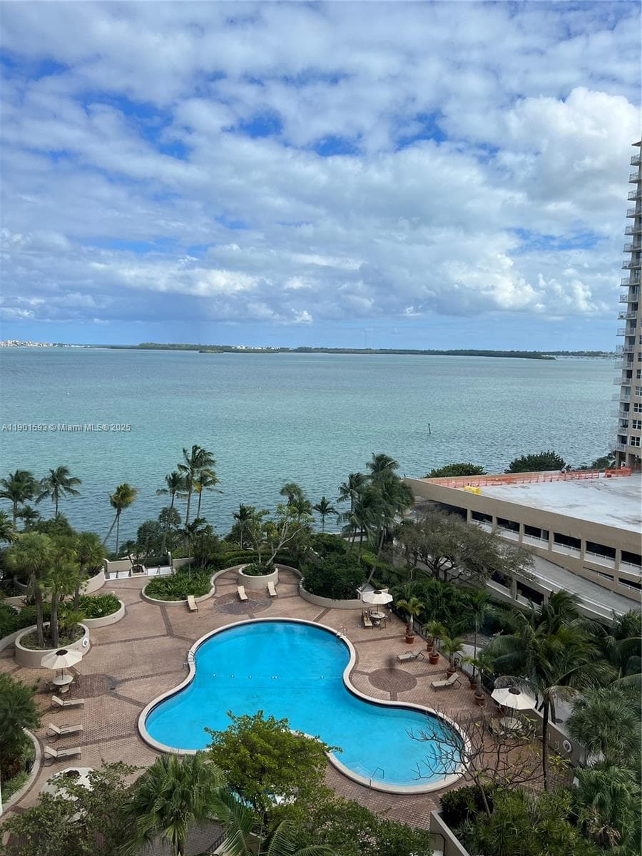520 Brickell Key Dr # A900, Miami FL 33131 — 54