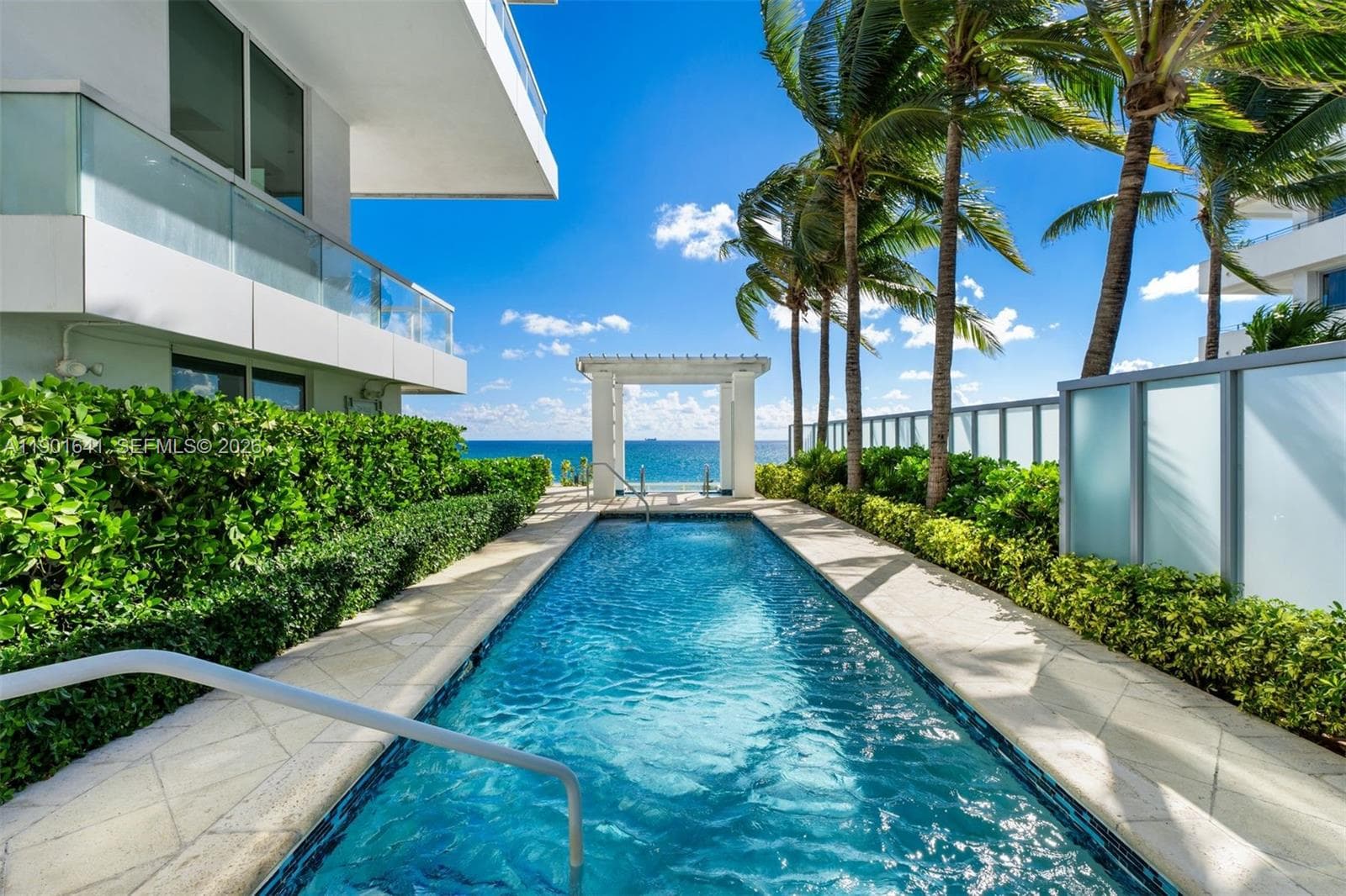 4391 Collins Ave # 512, Miami Beach FL 33140 — 3