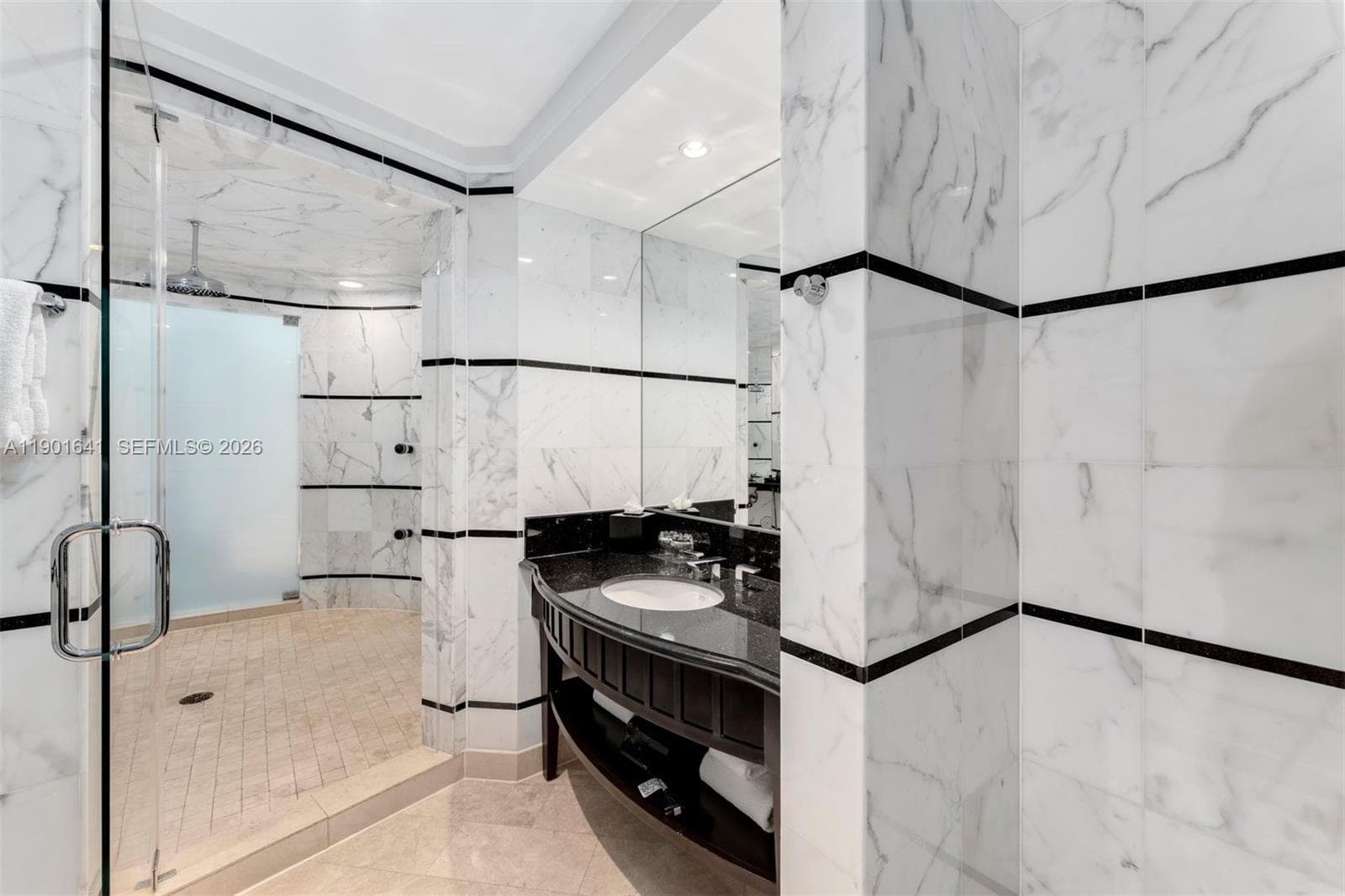 4391 Collins Ave # 512, Miami Beach FL 33140 — 32