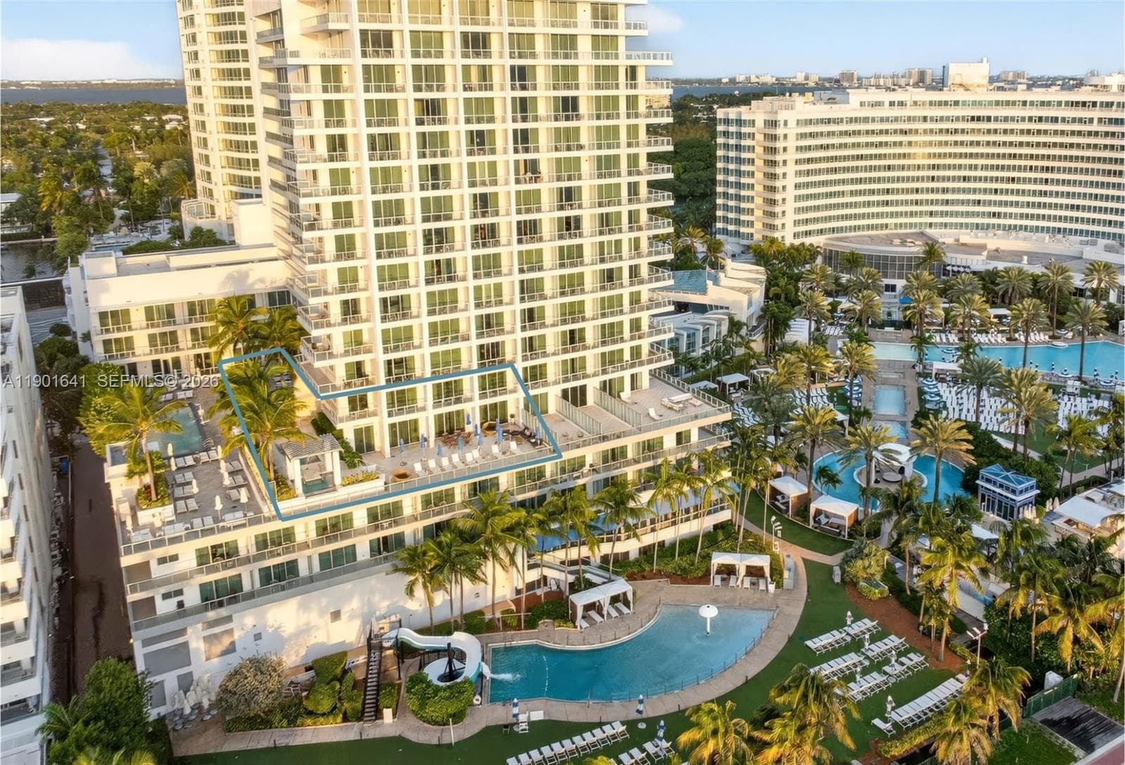 4391 Collins Ave # 512, Miami Beach FL 33140 — 5