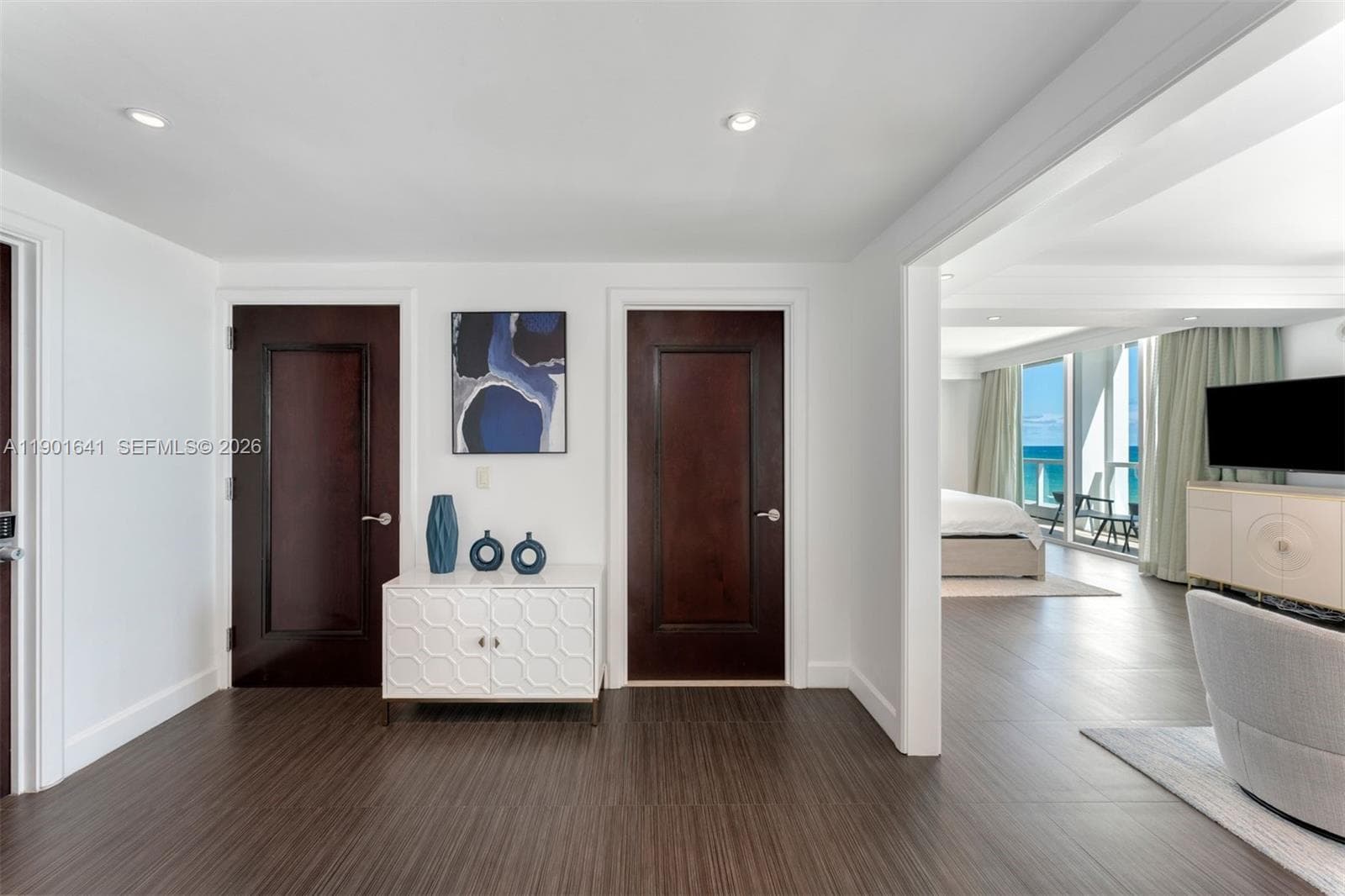 4391 Collins Ave # 512, Miami Beach FL 33140 — 30