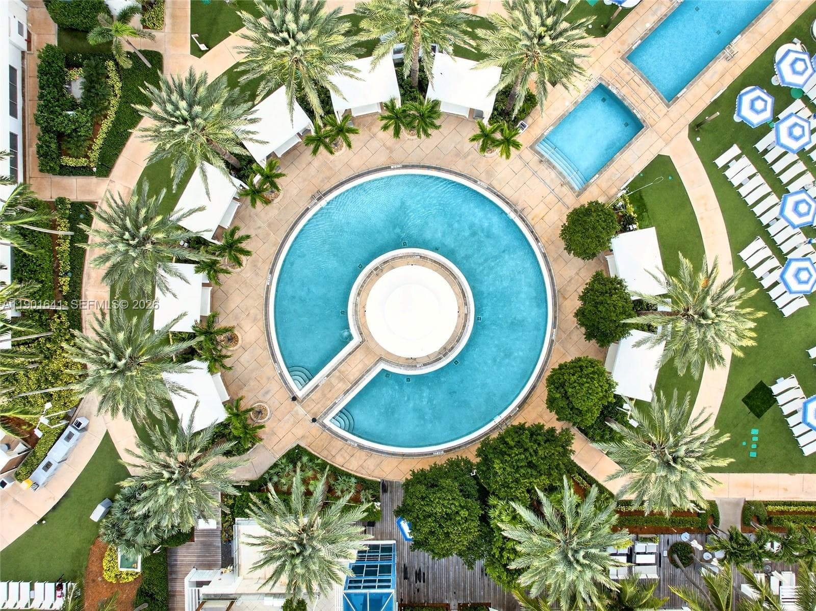 4391 Collins Ave # 512, Miami Beach FL 33140 — 51