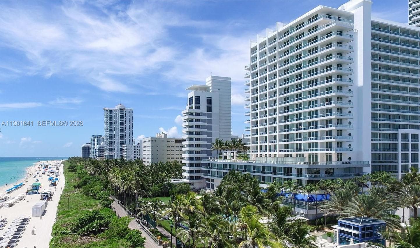 4391 Collins Ave # 512, Miami Beach FL 33140 — 55