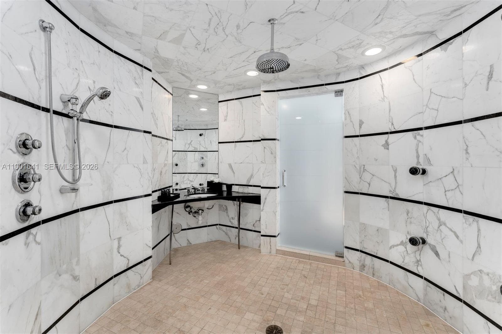 4391 Collins Ave # 512, Miami Beach FL 33140 — 31