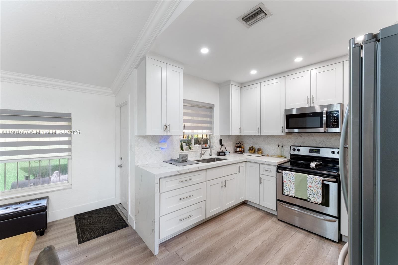 820 SW 17th Ave # 1, Miami FL 33135 — 11