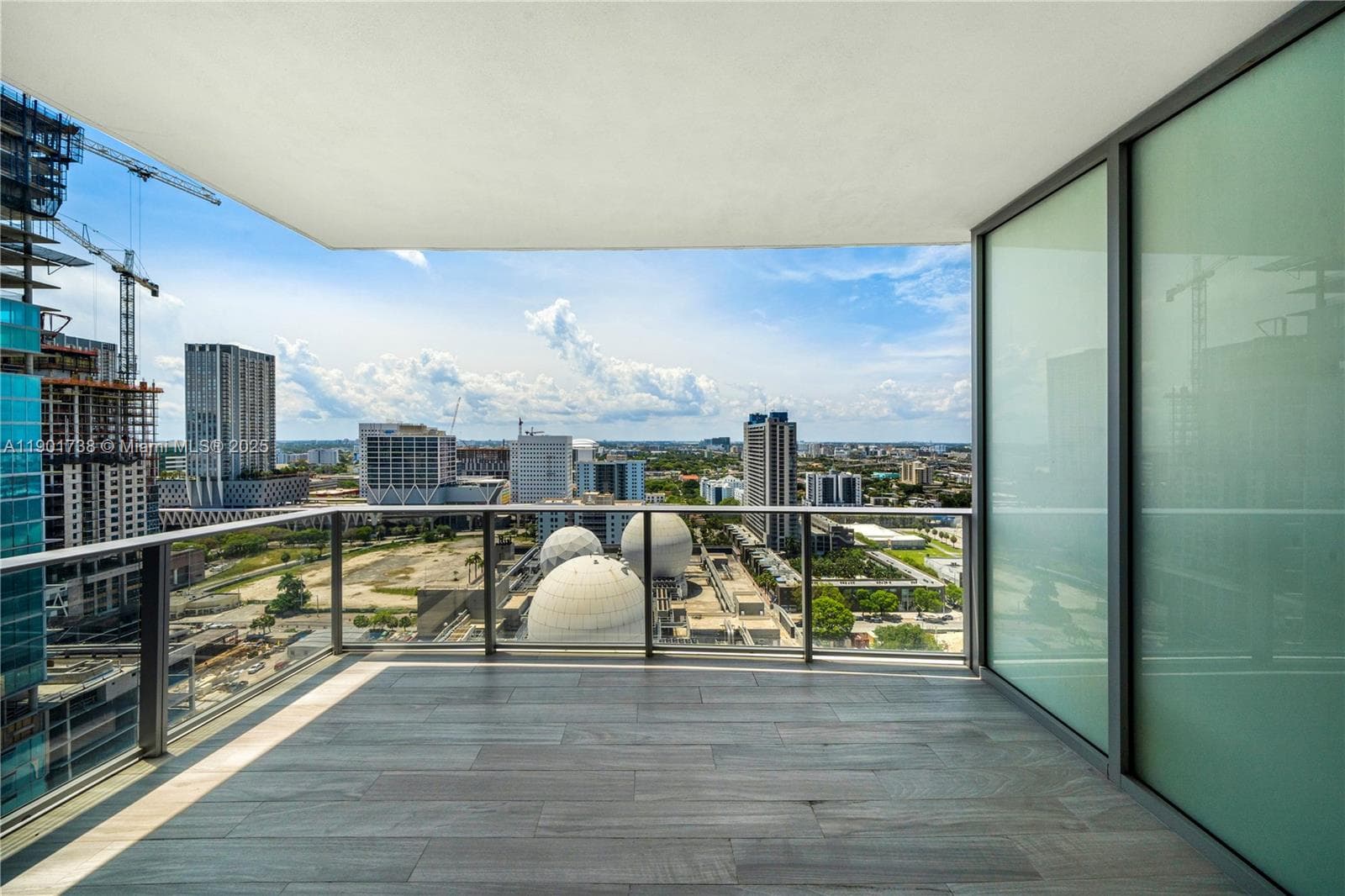851 NE 1st AVE # 2106, Miami FL 33132 — 23
