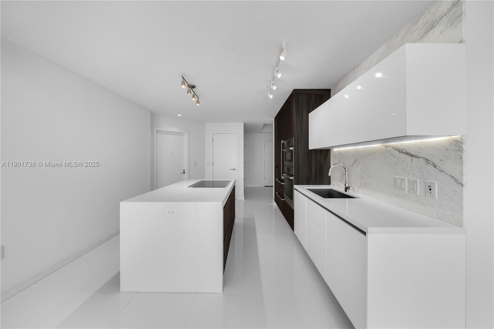 851 NE 1st AVE # 2106, Miami FL 33132 — 1