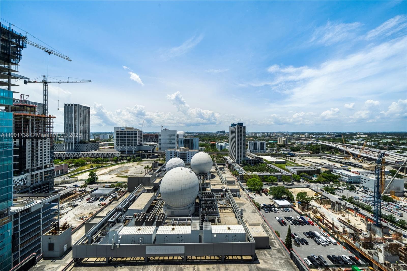 851 NE 1st AVE # 2106, Miami FL 33132 — 25