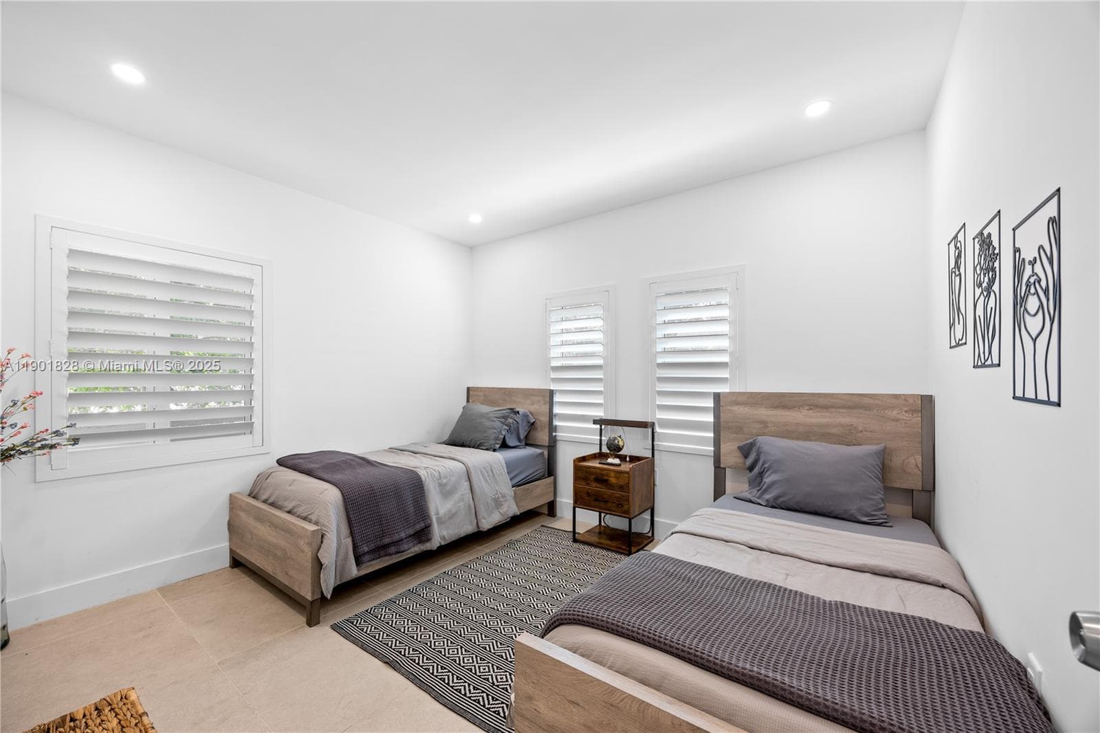 11 NW 45th St, Miami FL 33127 — 17