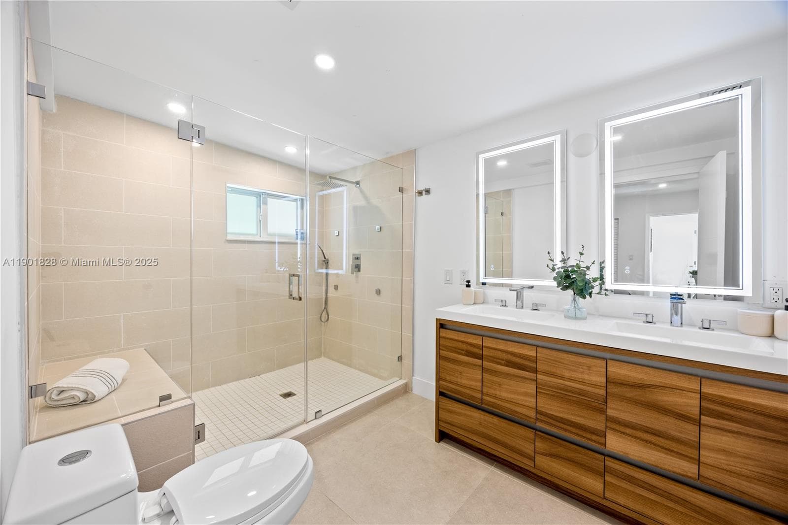 11 NW 45th St, Miami FL 33127 — 15