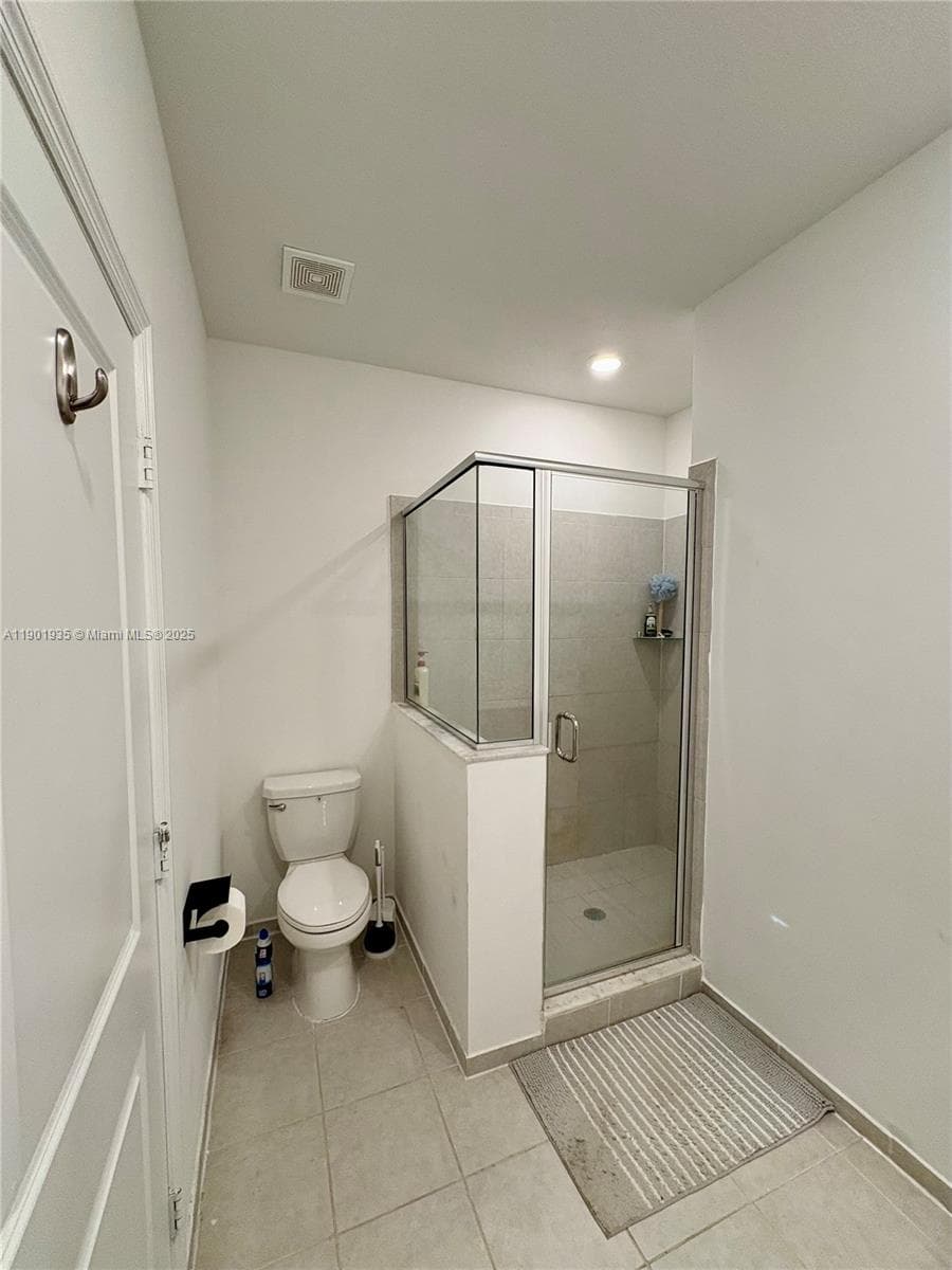 1020 SE 26th Ter, Homestead FL 33035 — 17