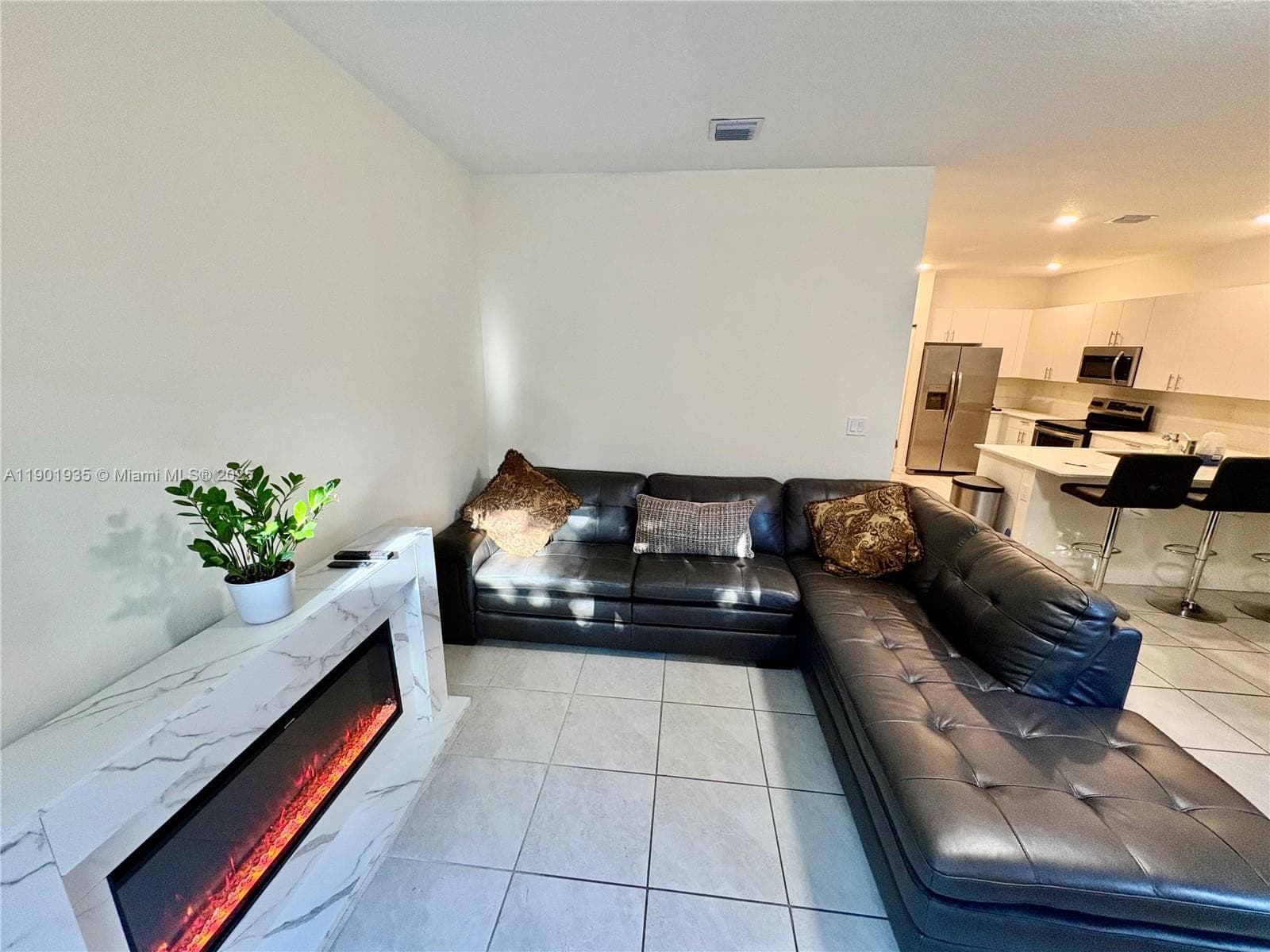 1020 SE 26th Ter, Homestead FL 33035 — 5