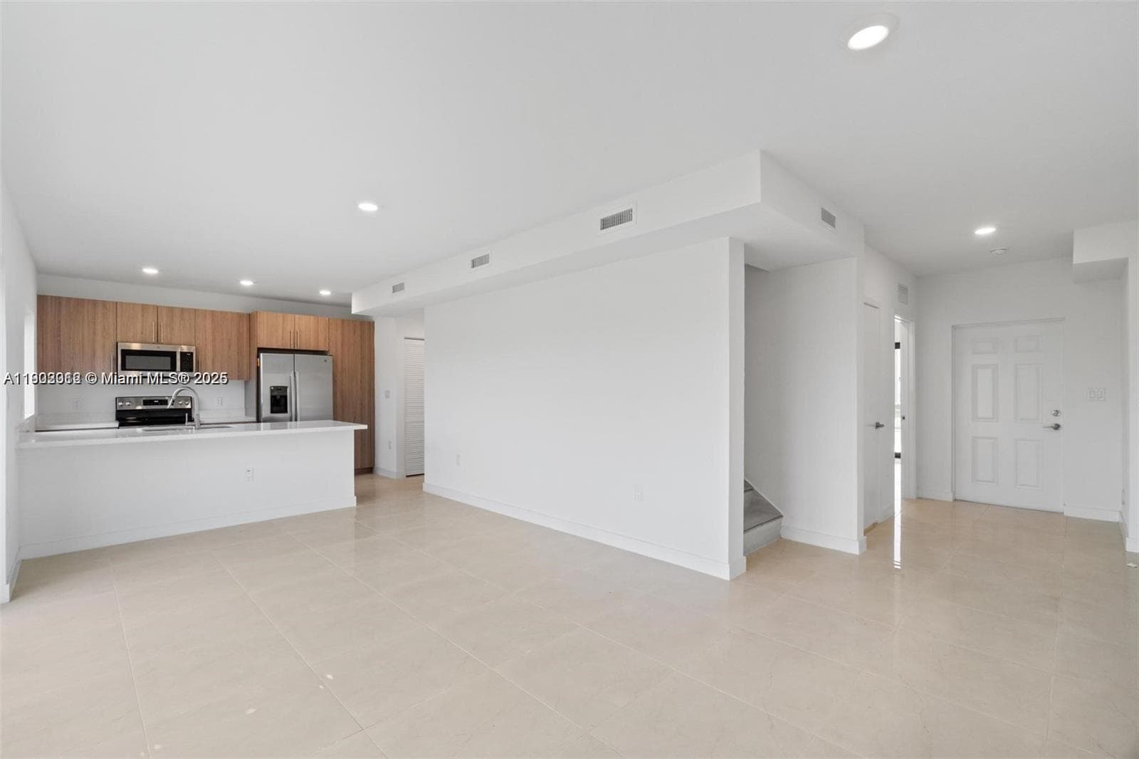 1119 NW 1st St, Florida City FL 33034 — 9