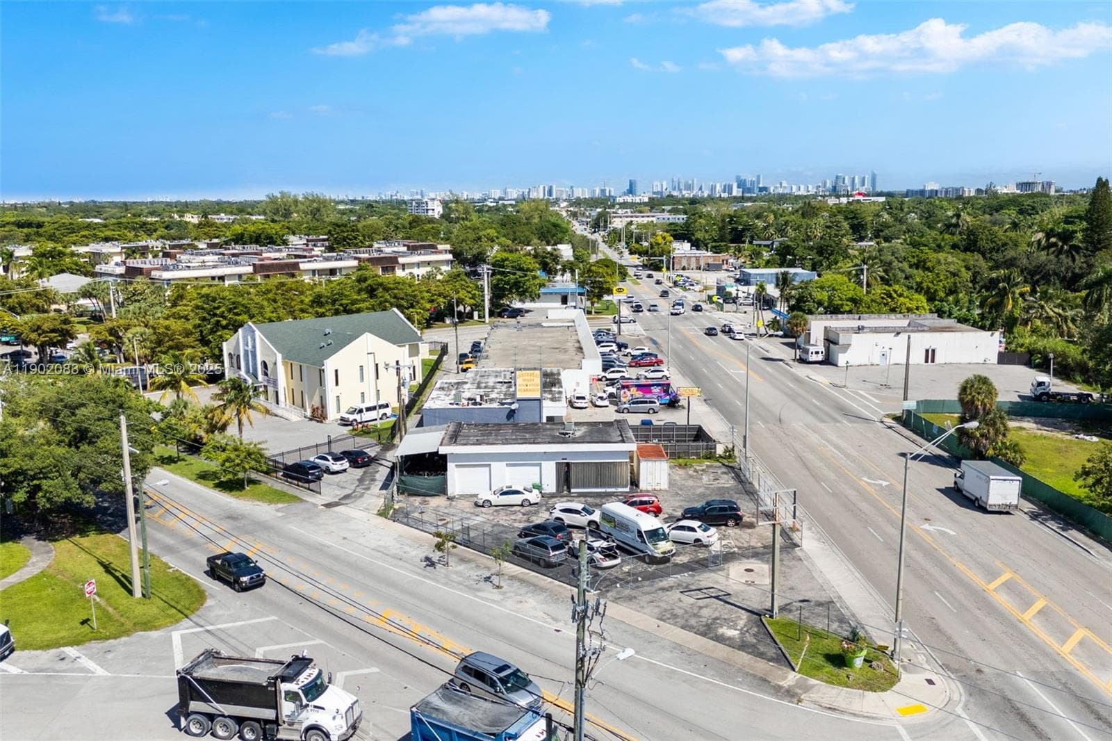 11815 NE 2nd Ave, Miami FL 33161 — 9