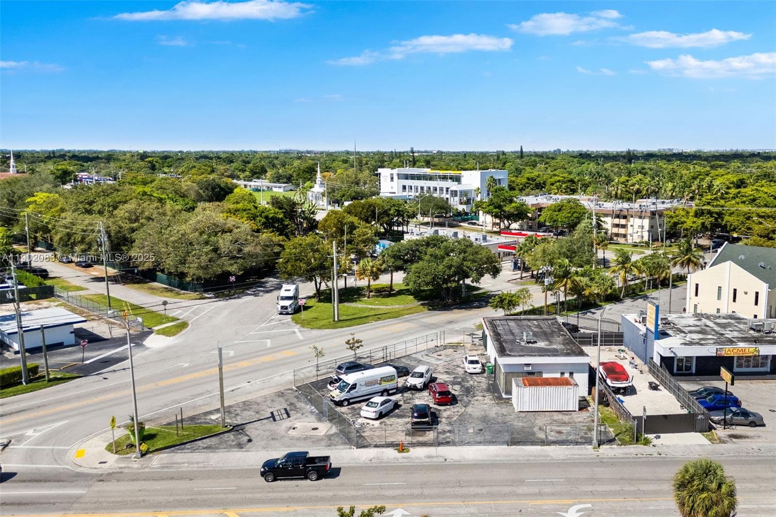 11815 NE 2nd Ave, Miami FL 33161 — 4