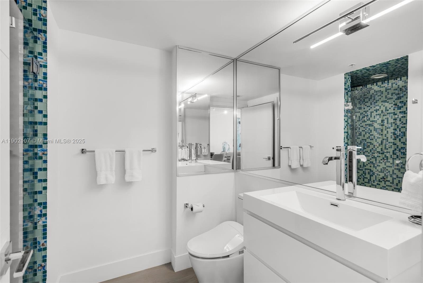 1500 Ocean Dr # 1109, Miami Beach FL 33139 — 18