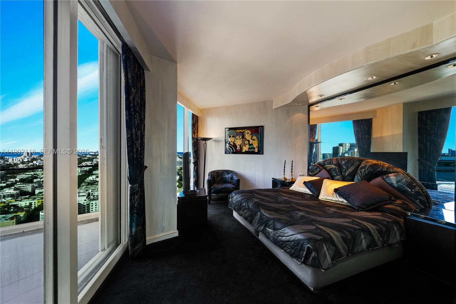 300 S Pointe Dr # 3103, Miami Beach FL 33139 — 35