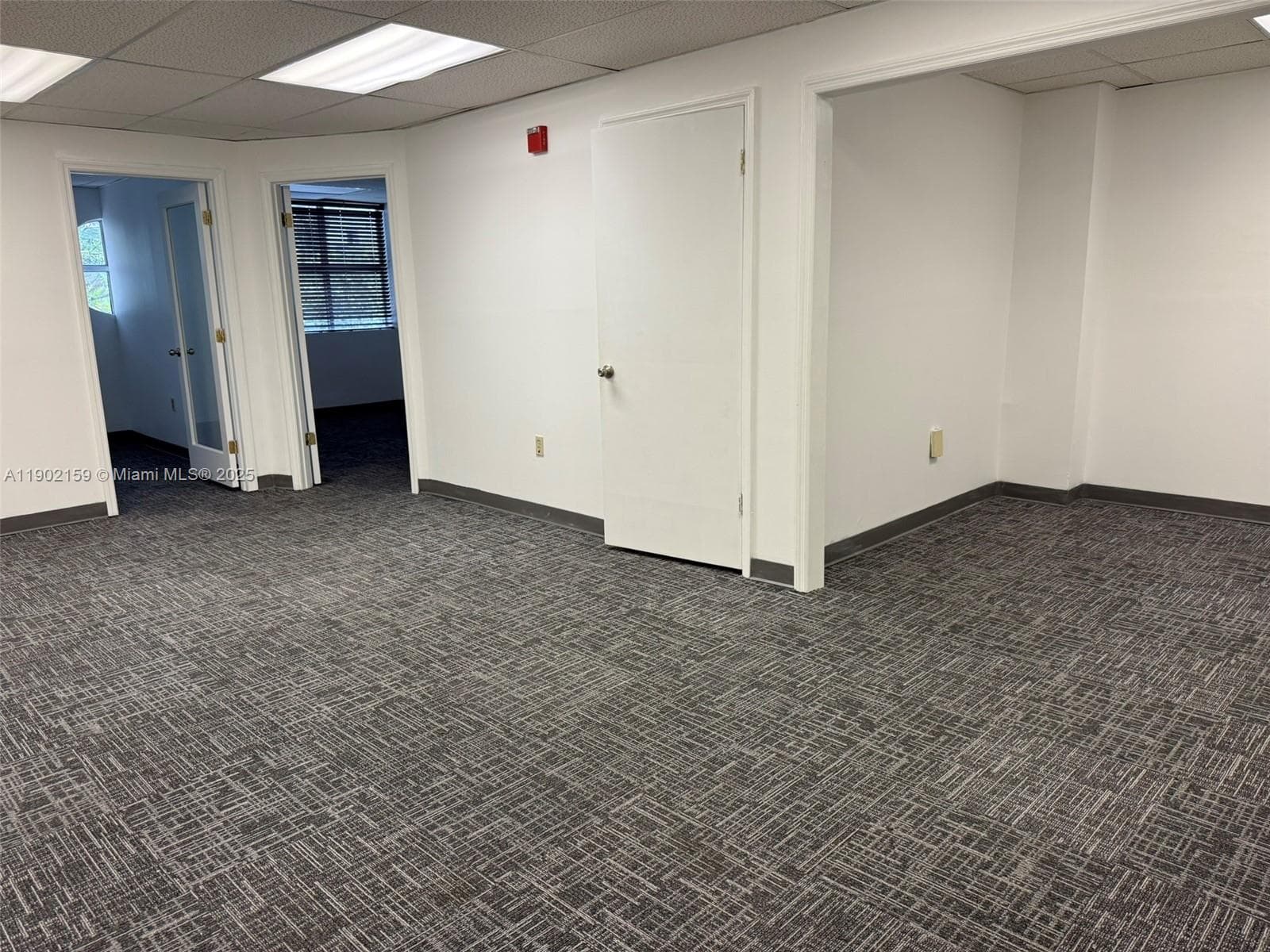 220 Miracle Mile, Coral Gables FL 33134 — 2