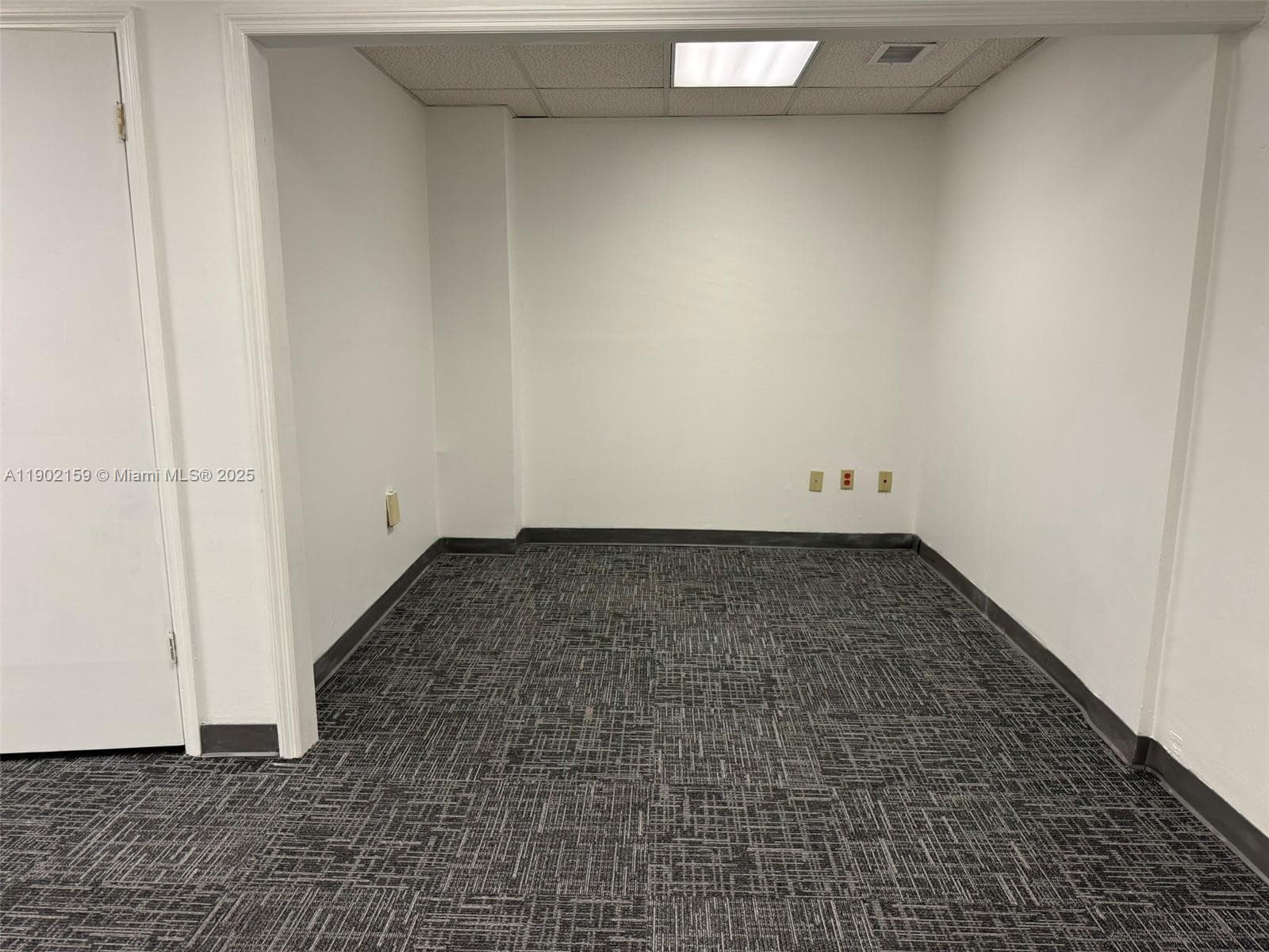 220 Miracle Mile, Coral Gables FL 33134 — 3
