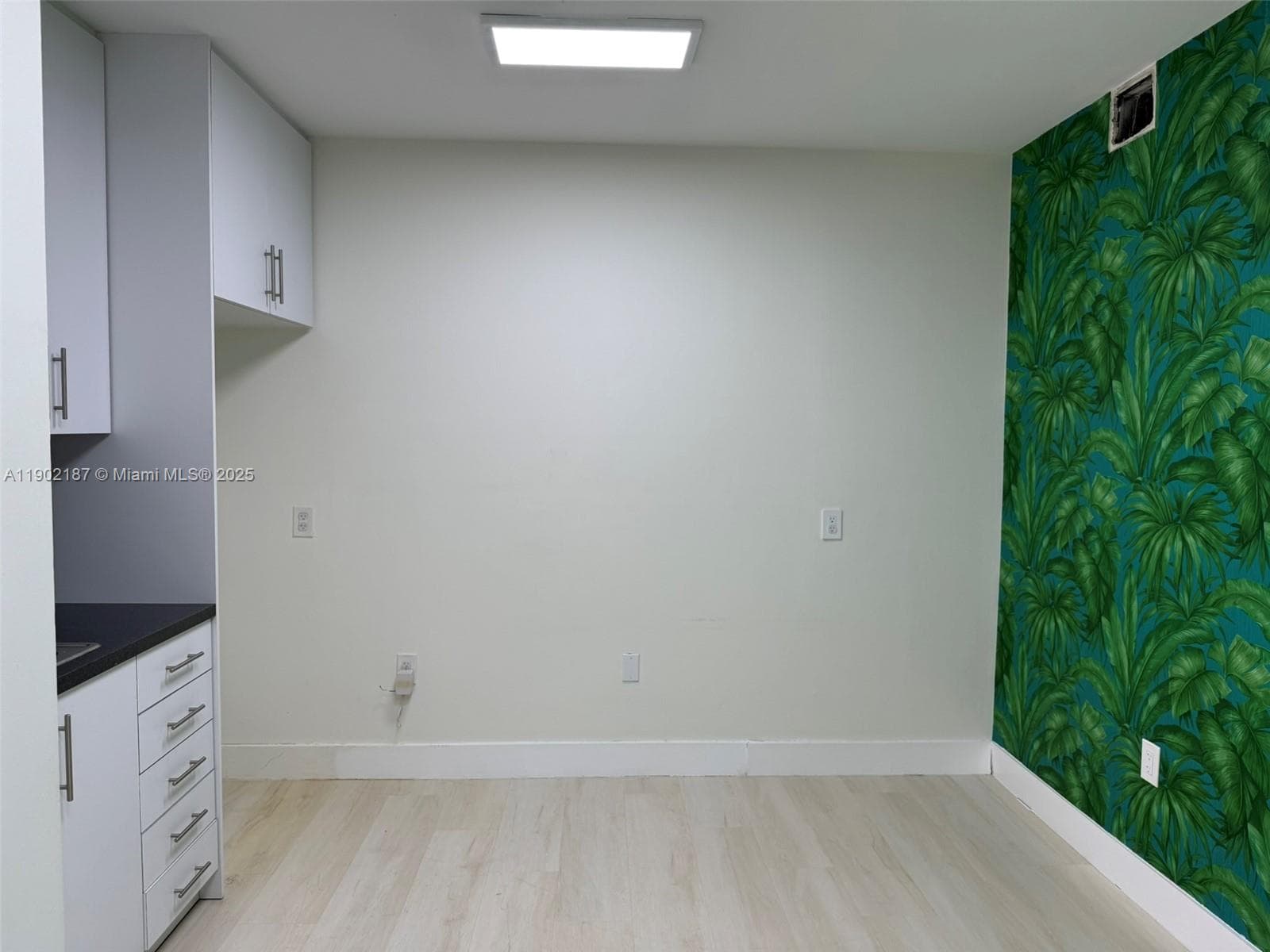 220 Miracle Mile # B221, Coral Gables FL 33134 — 5