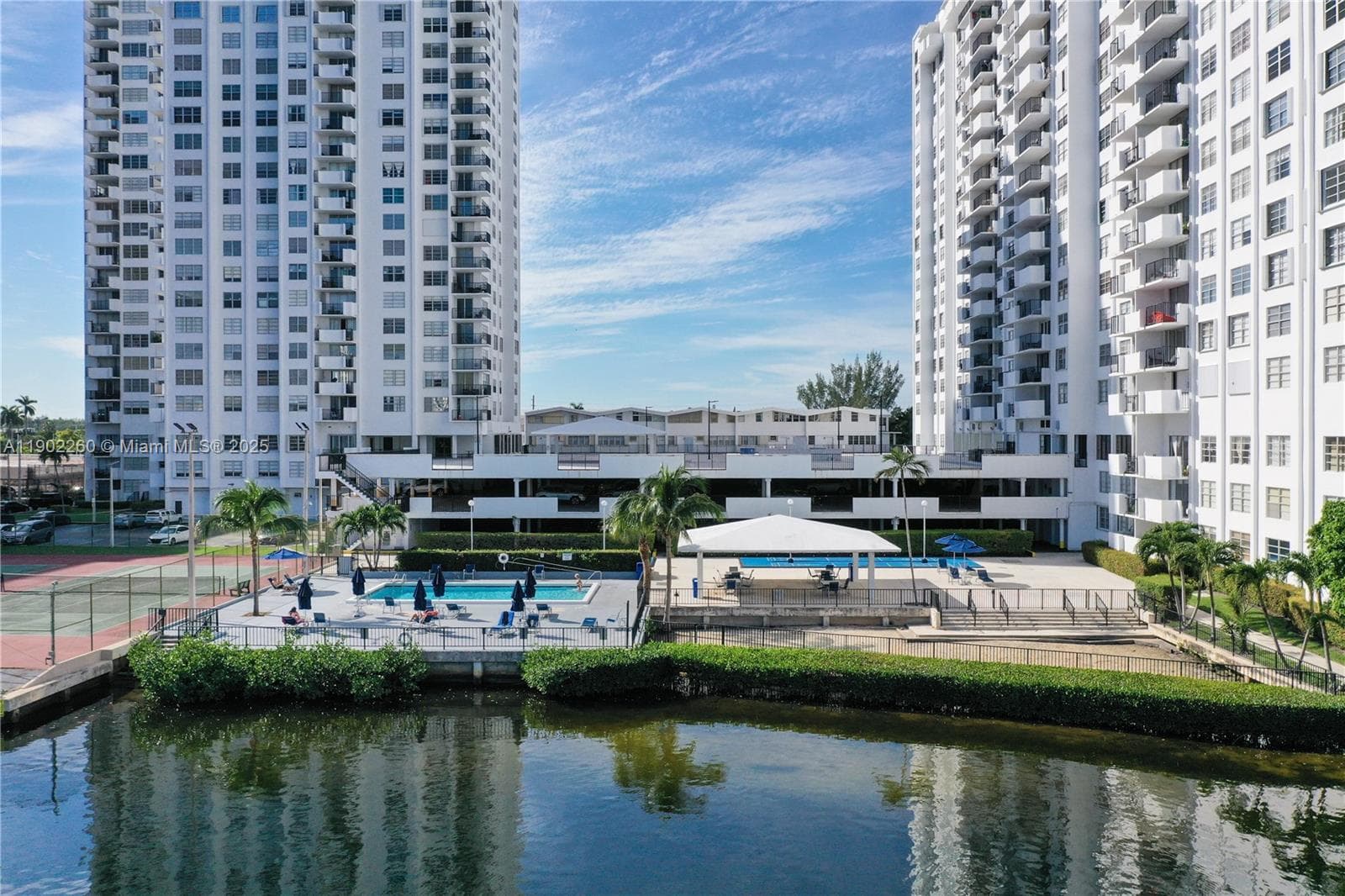 2780 NE 183rd St # 606, Aventura FL 33160 — 32