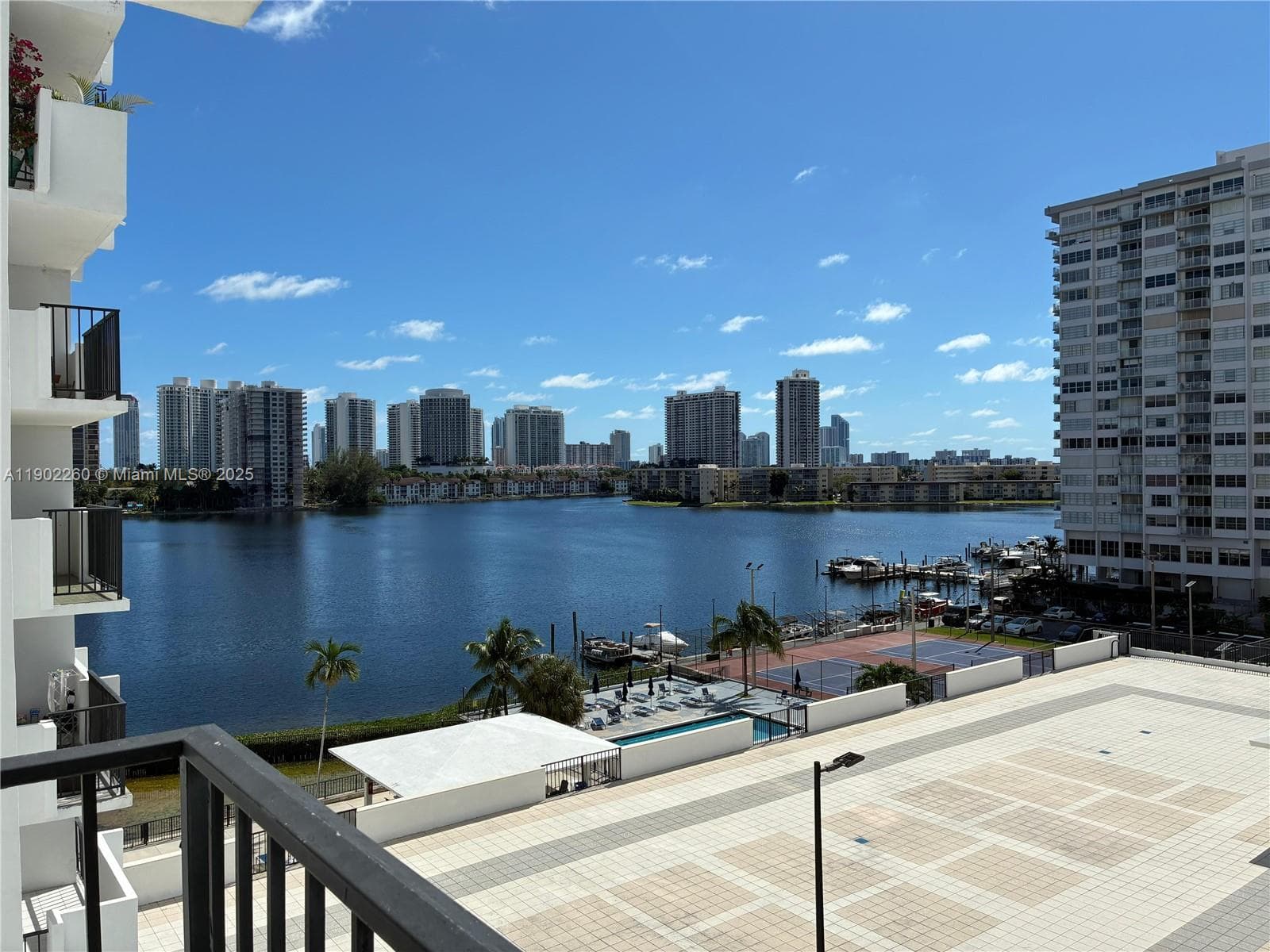 2780 NE 183rd St # 606, Aventura FL 33160 — 1