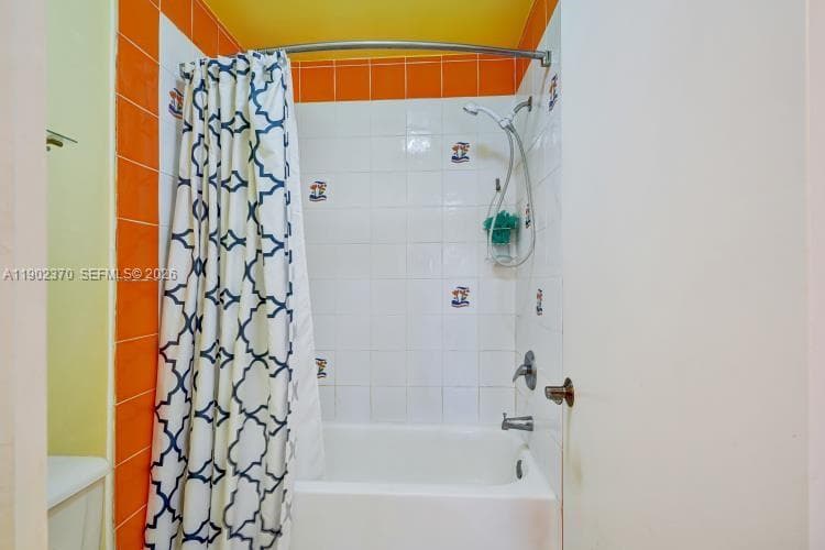 10026 NW 52nd Ter, Doral FL 33178 — 36