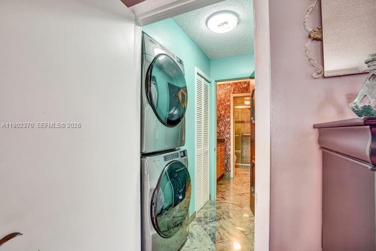 10026 NW 52nd Ter, Doral FL 33178 — 24