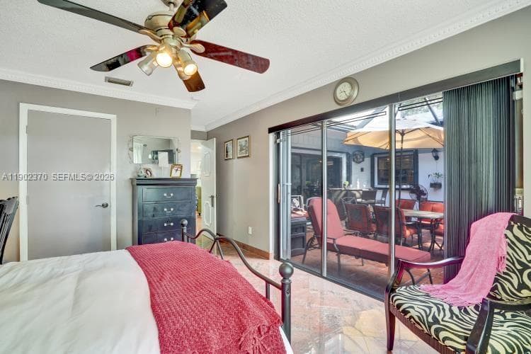 10026 NW 52nd Ter, Doral FL 33178 — 33