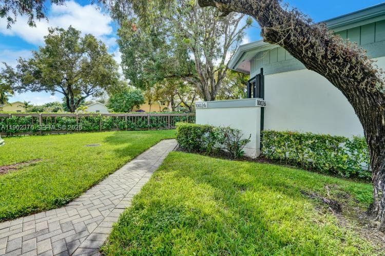 10026 NW 52nd Ter, Doral FL 33178 — 48