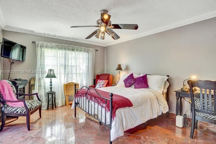 10026 NW 52nd Ter, Doral FL 33178 — 40
