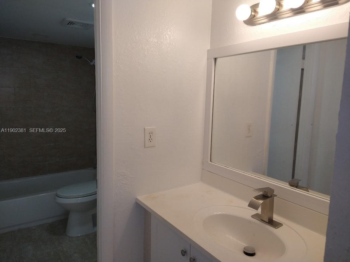 700 NW 214th St # 403, Miami Gardens FL 33169 — 6