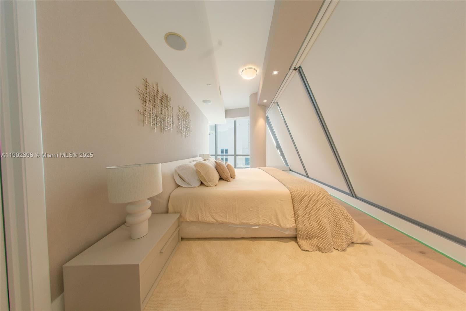 17121 Collins Ave # 4803, Sunny Isles Beach FL 33160 — 43